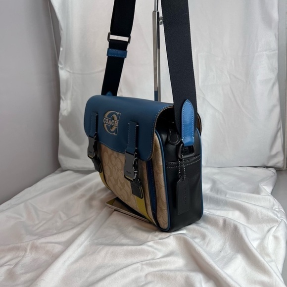 COACH Track Crossbody Bag In Colorblock Signature Canvas With Coach Stamp - Picture 4 of 14